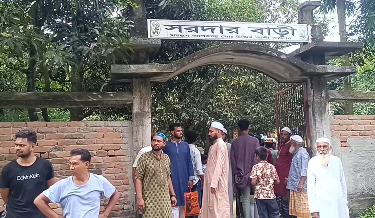 যে ঘরে ওঠার কথা ছিল, তার সামনেই সাজুর শেষ ঠিকানা